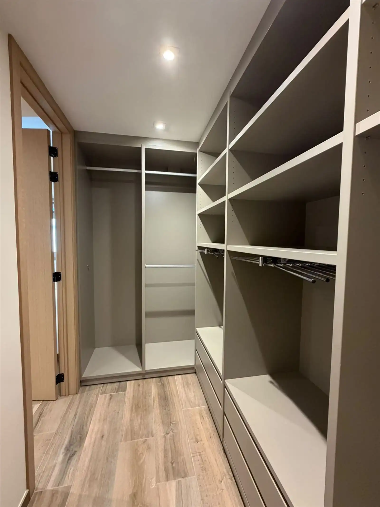 Open bebouwing met twee slaapkamers en 2 ruime terrassen foto 6