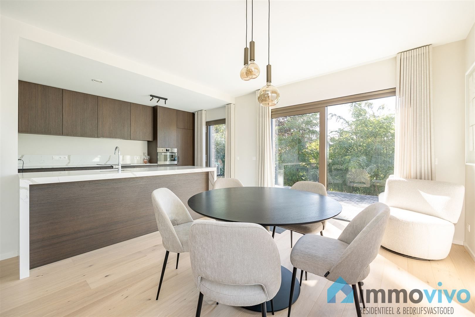 Nieuwbouw assisentiewoning met 2 slaapkamers en tuin foto 4