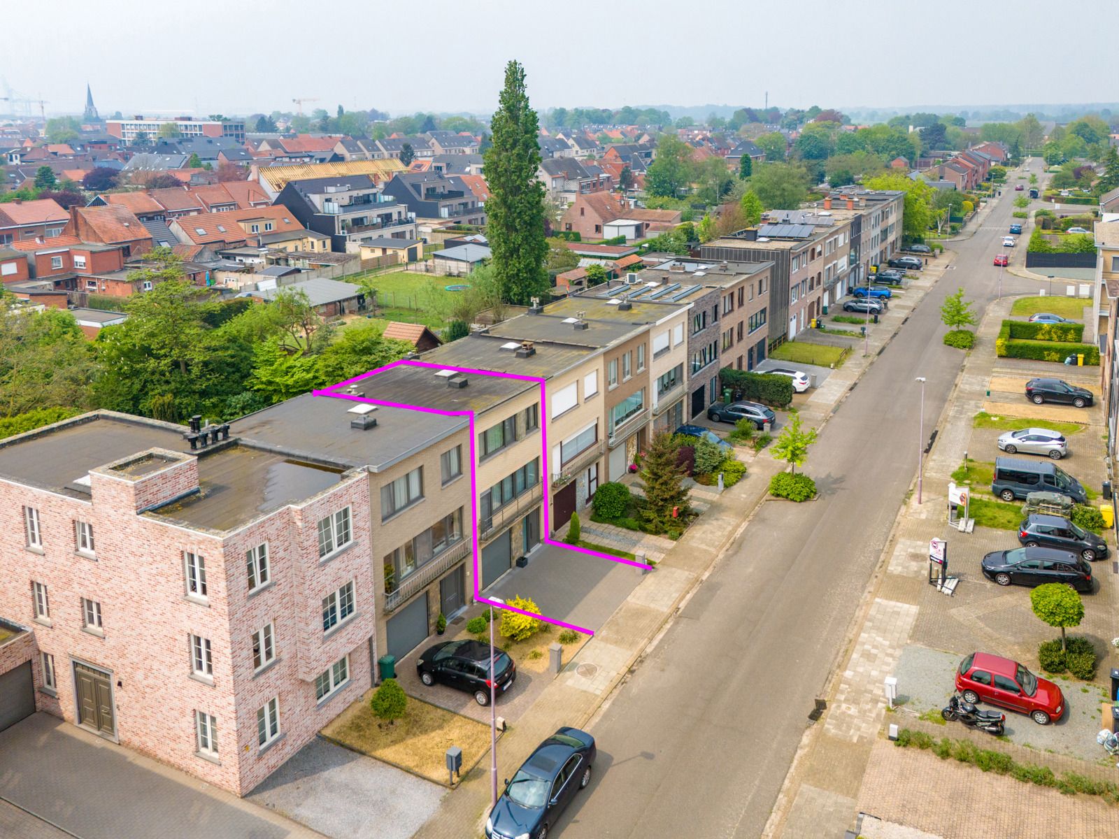 Instapklare woning met 3 slaapkamers, tuin en garage foto 1