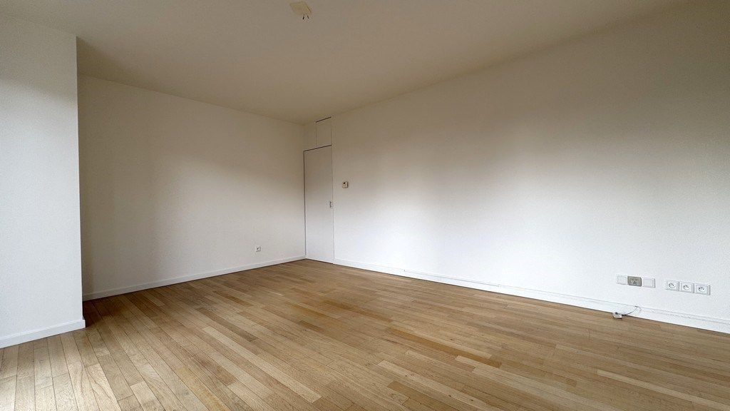 Instapklaar kantoor te huur nabij N12 in Schilde foto 11