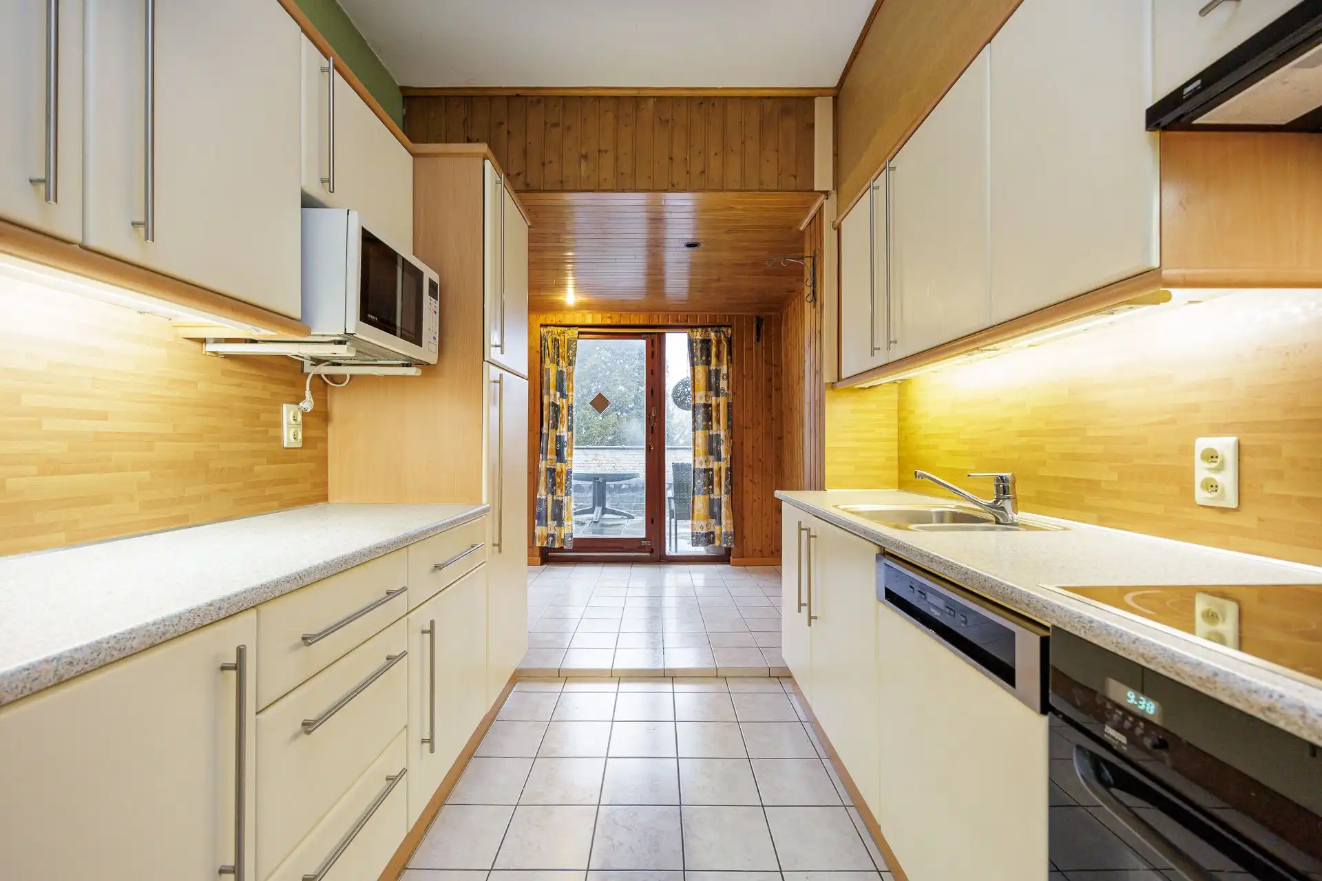 Bel-etage met groot dakterras foto 11