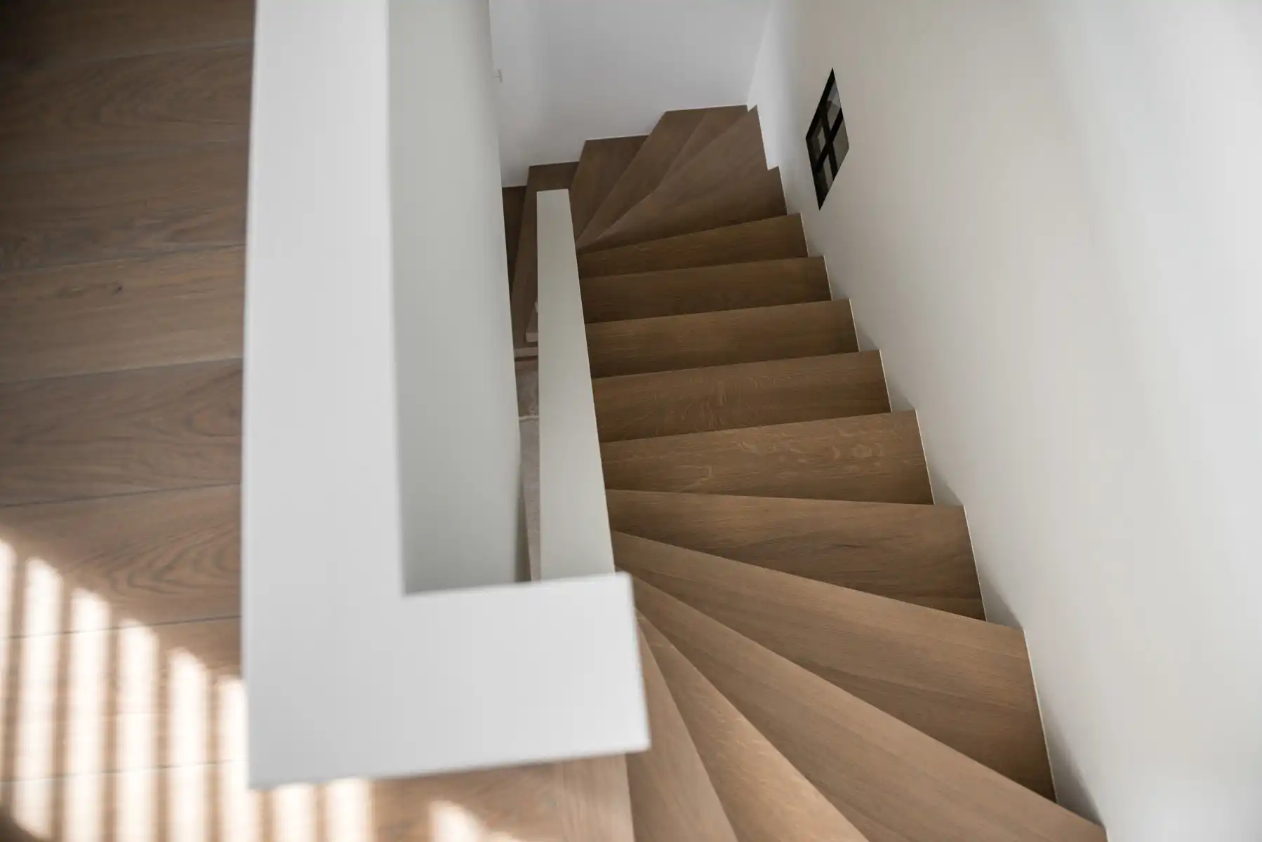 Exclusieve instapklare woning met zwembad en open groenzicht foto 42