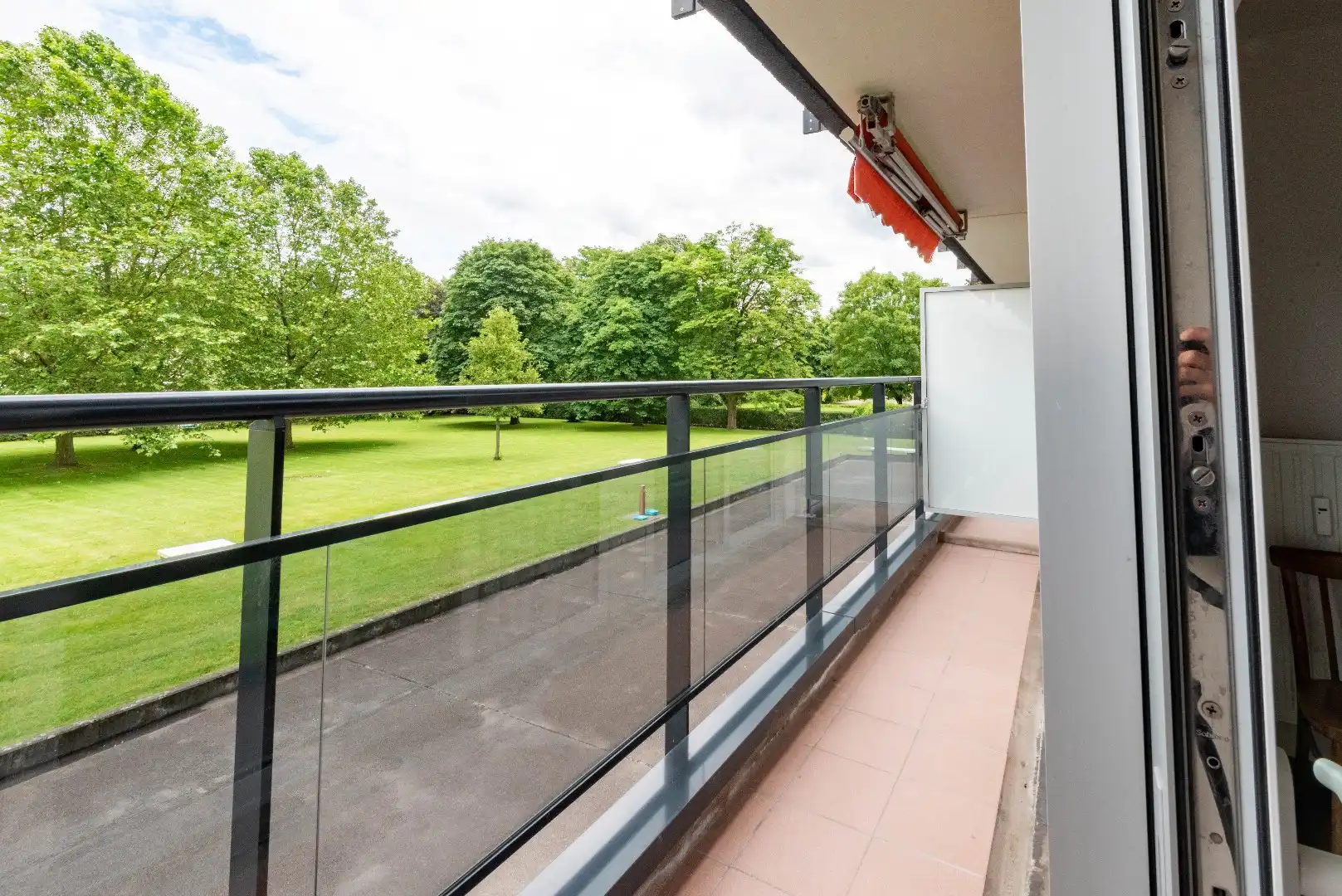 Rustig gelegen 2-slaapkamer appartement met 2 terrassen!    foto 15