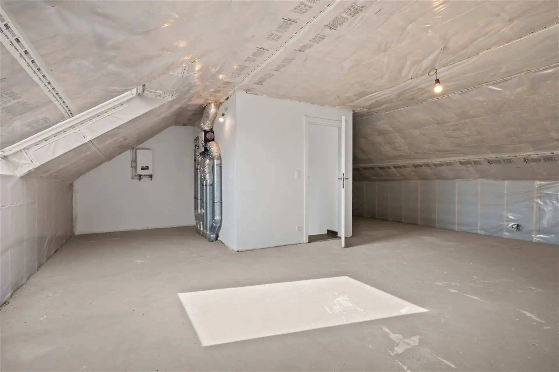 Zeer ruime woning met 4 slpks en tuin foto 26