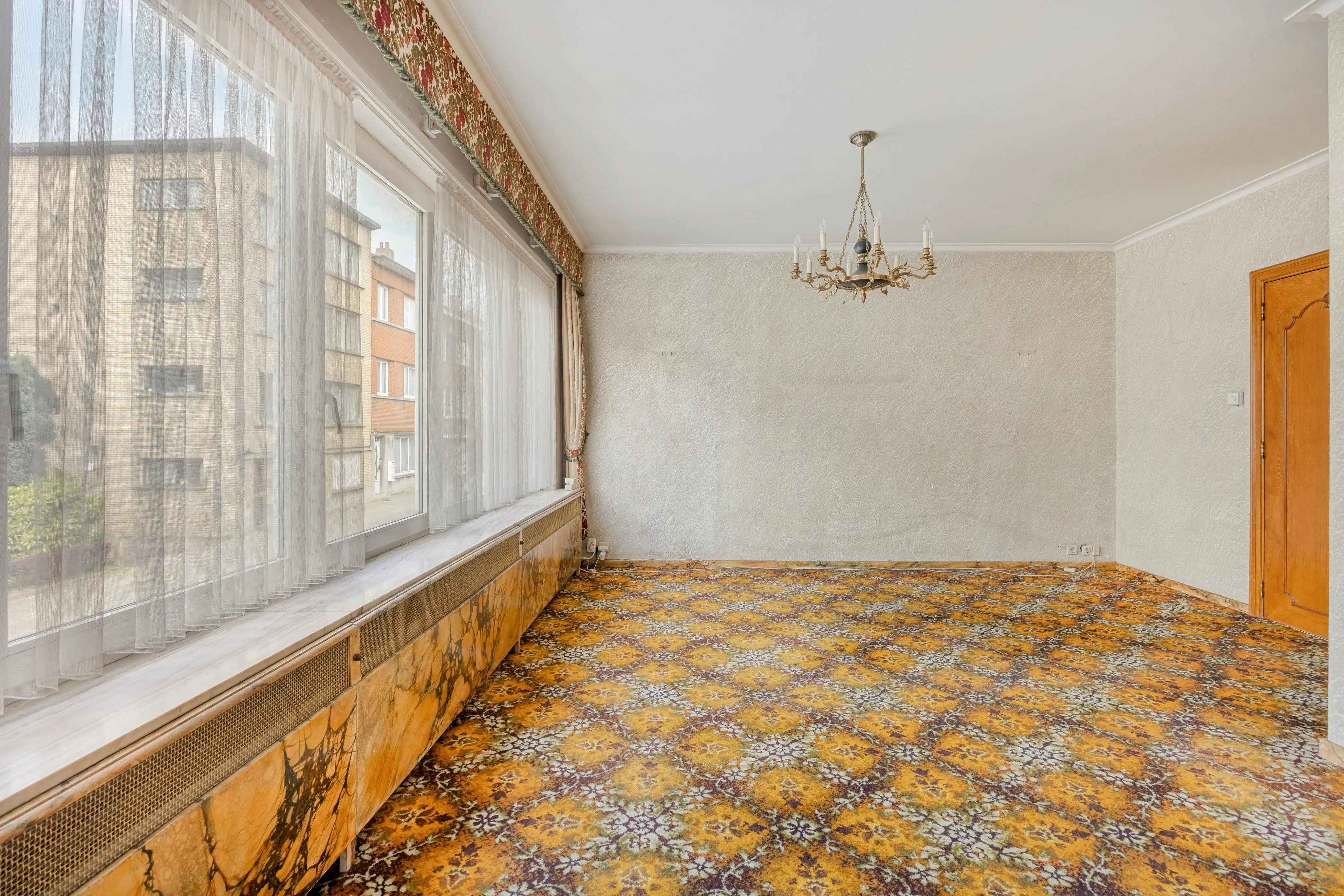 Charmante 2-gevelwoning met eindeloos potentieel op een groot perceel in Strombeek-Bever foto 4