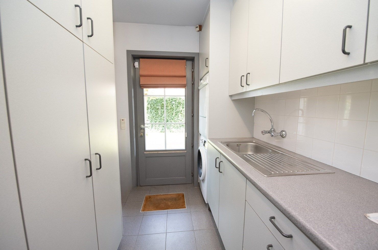Te koop in Zulte – Alleenstaande villa met karakter op toplocatie  foto 11