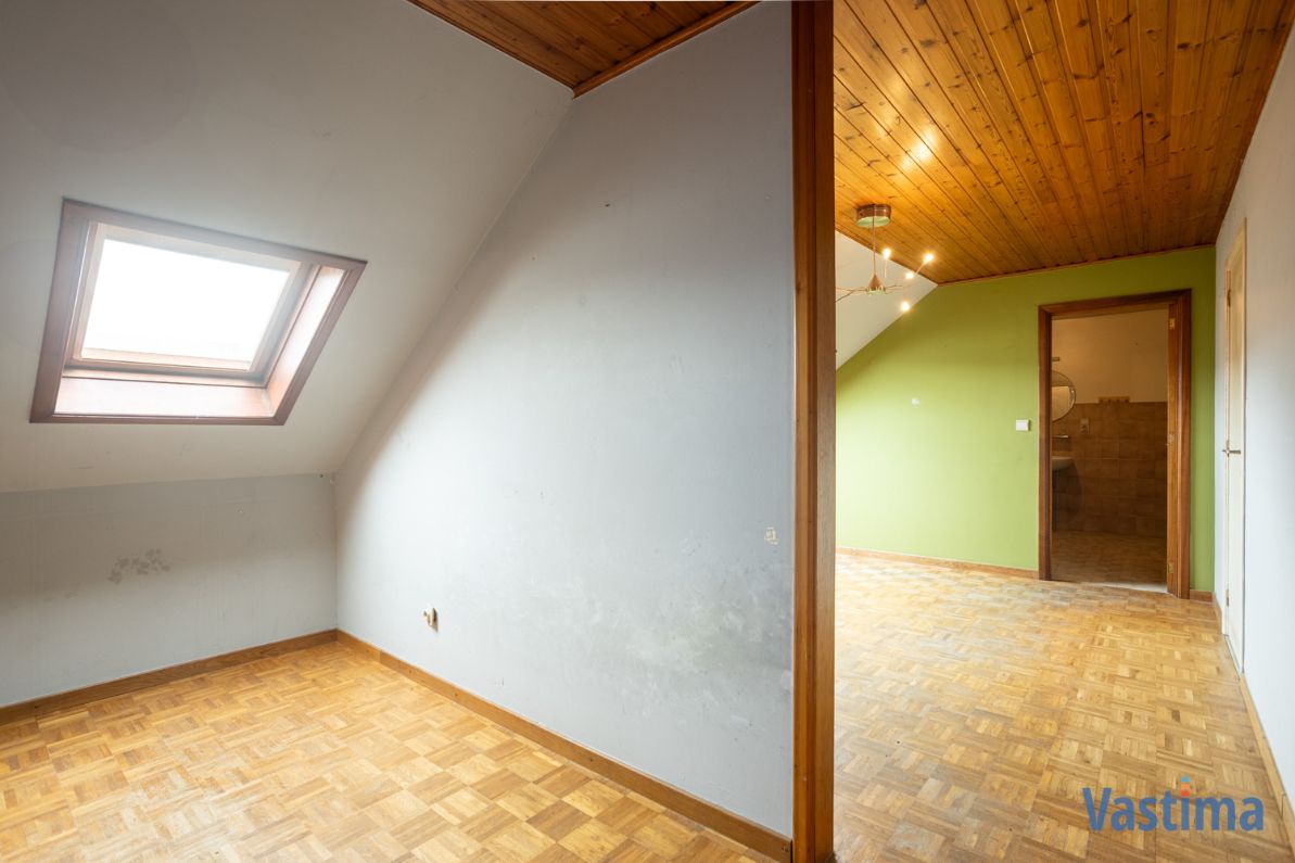 Op te frissen dakappartement met loft allures foto 9