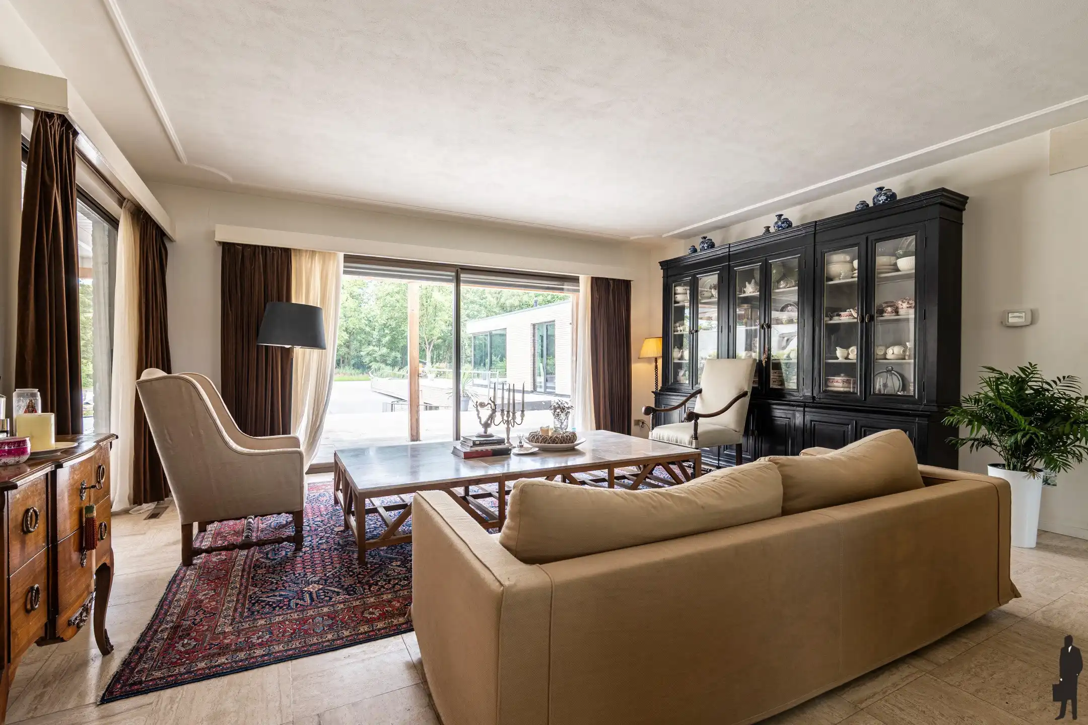 Exclusieve woning met meer dan 1.000 m² potentieel op een perceel van circa 5.800 m²! foto 9