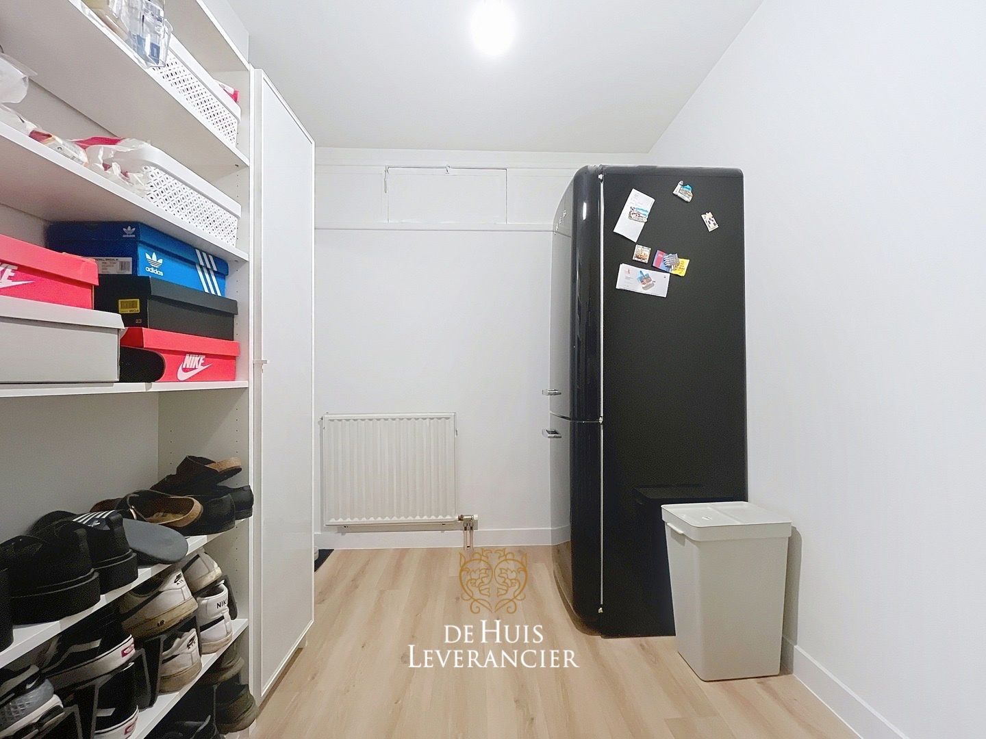 Gerenoveerd appartement met 2 slaapkamers, garagebox en berging te koop in Edegem foto 19