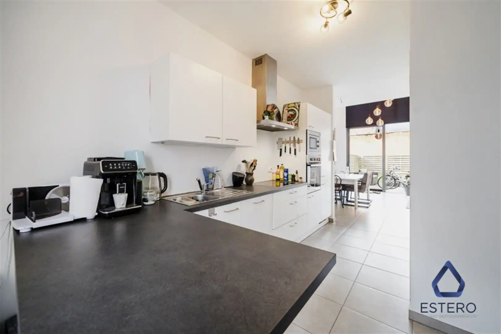 Moderne gezinswoning met tuin rustig en centraal gelegen foto 18