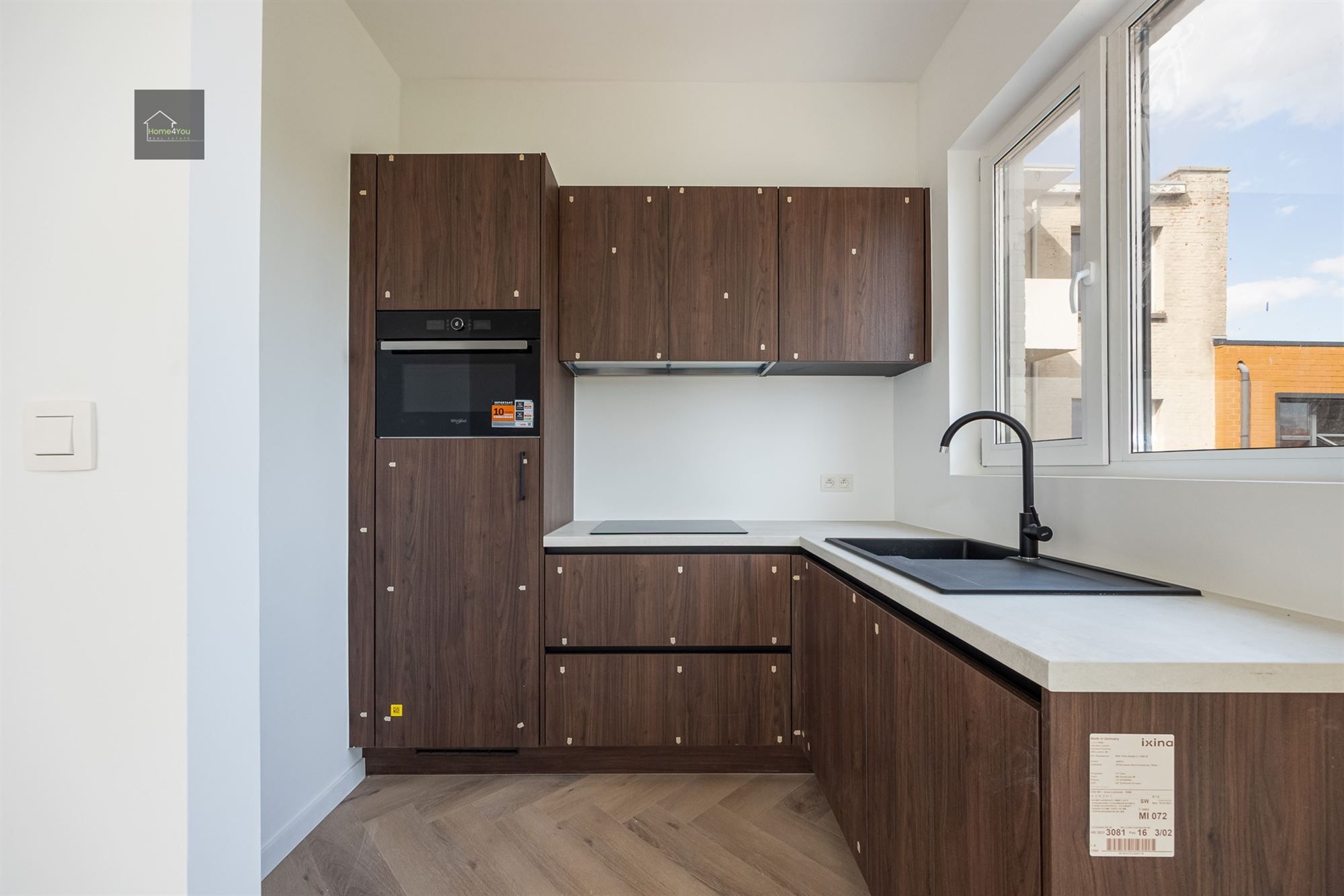Gerenoveerd appartement te koop! foto {{pictureIndex}}