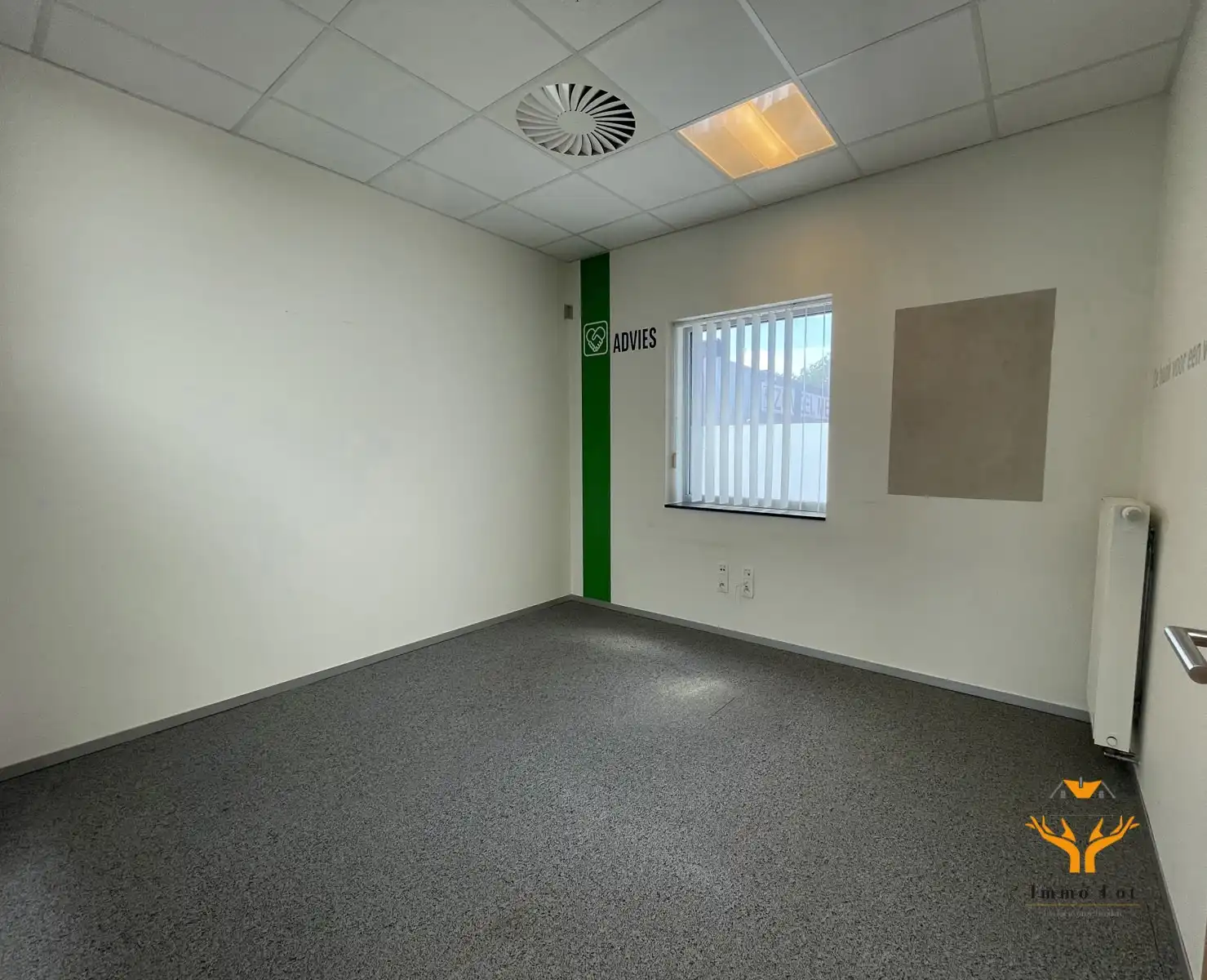 Te huur: handelsruimte van 228m² op toplocatie in Berlare  foto 15