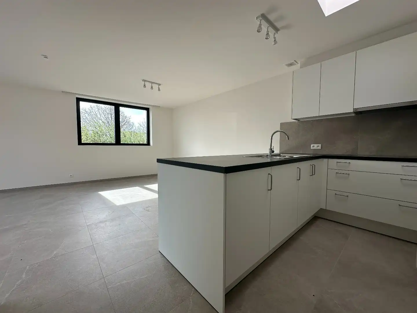 Instapklaar energiezuinig nieuwbouwappartement met mooi zonneterras, Torhout foto 8