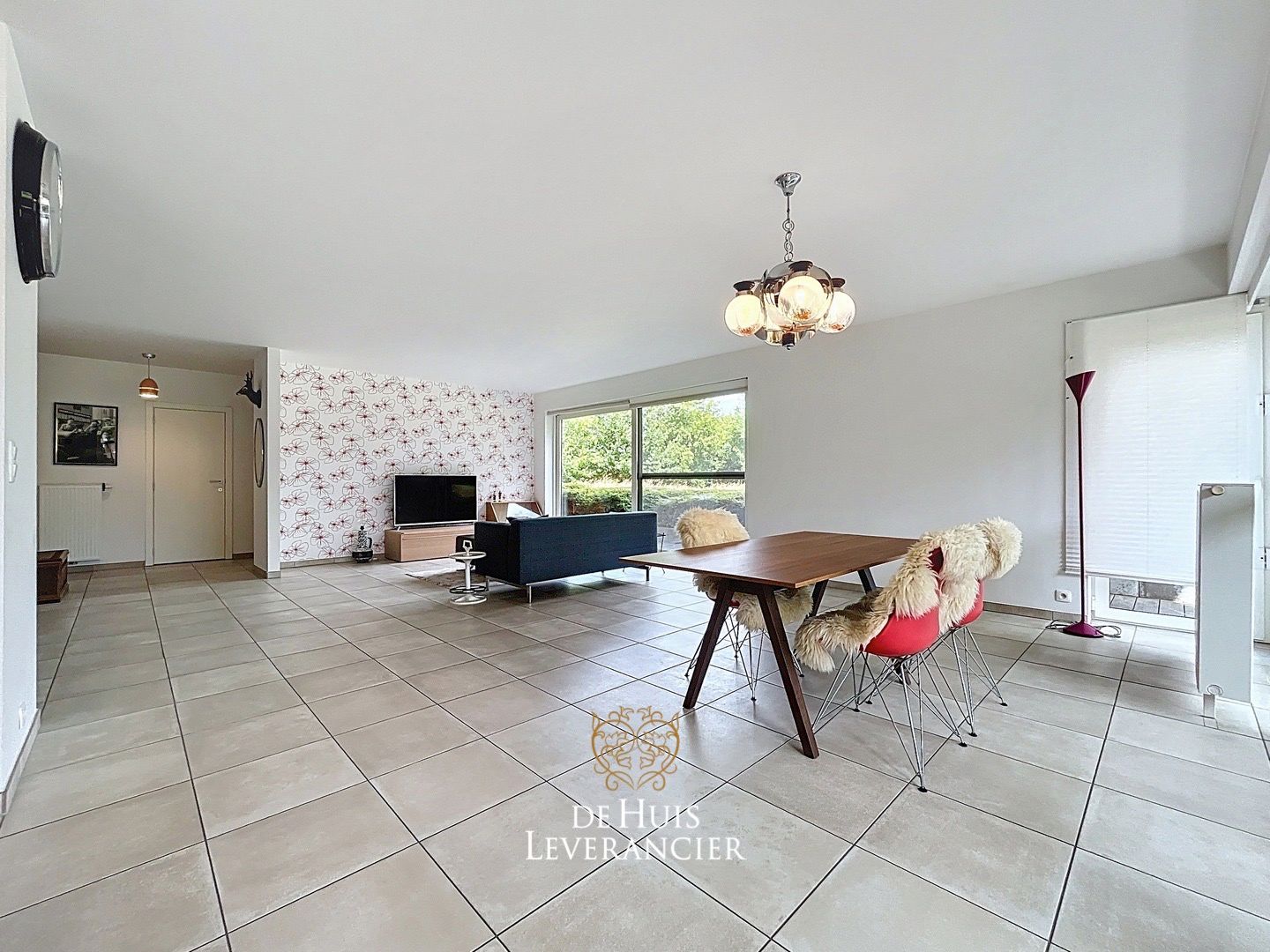 Ruim gelijkvloersappartement met 3 slaapkamers en garagebox te koop in Kontich foto 8