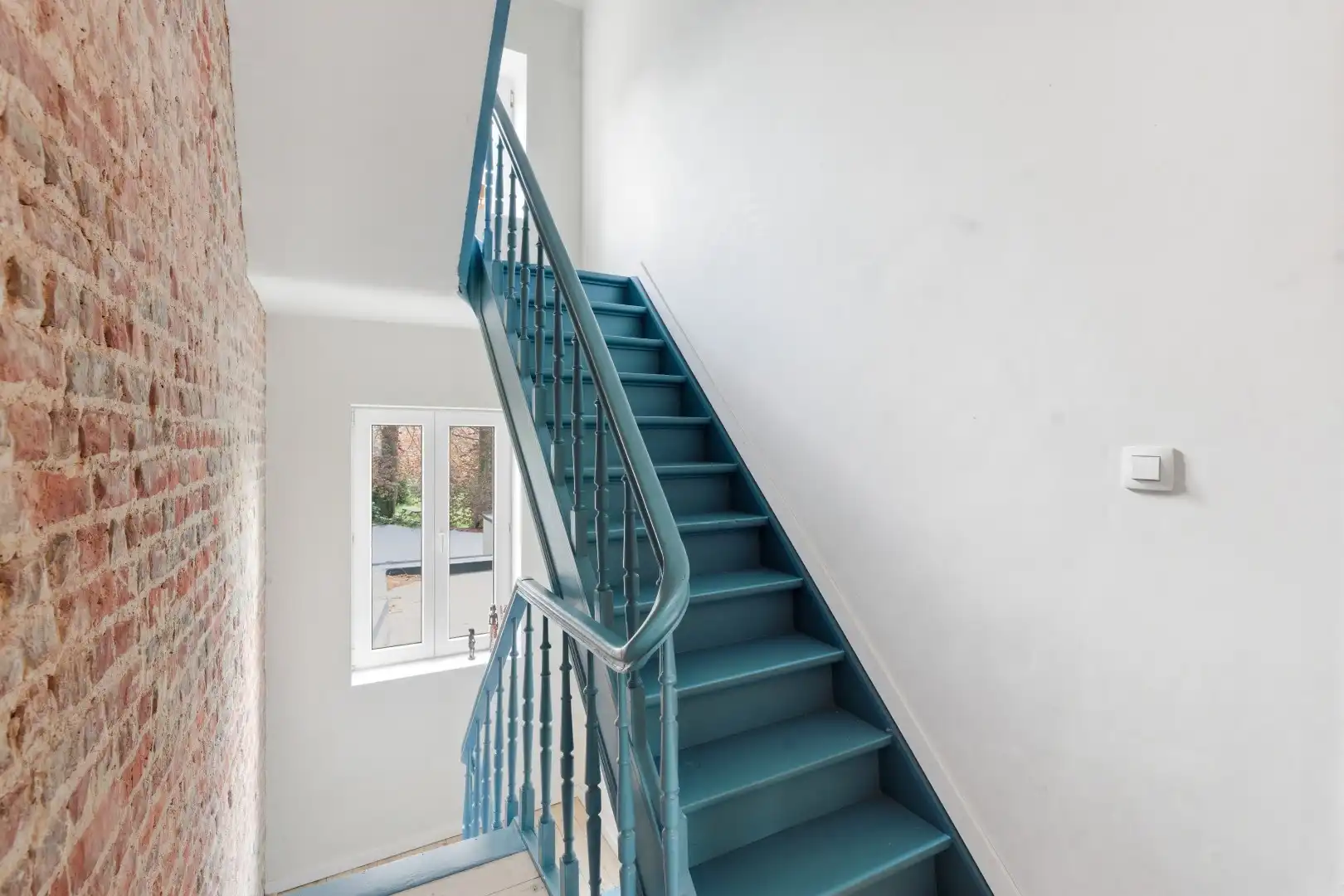 Exclusief gerenoveerde herenwoning met 4 slaapkamers, 2 badkamers en een adembenemende stadstuin. foto 20