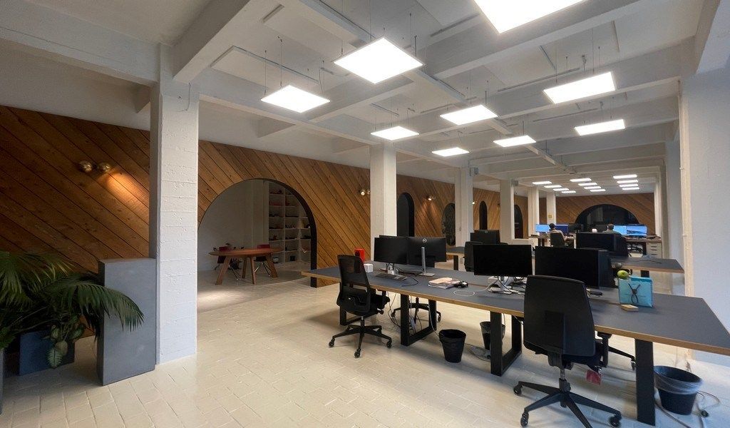 Kantoren te huur in gerenoveerd pakhuis La Cloche in Antwerpen foto 3