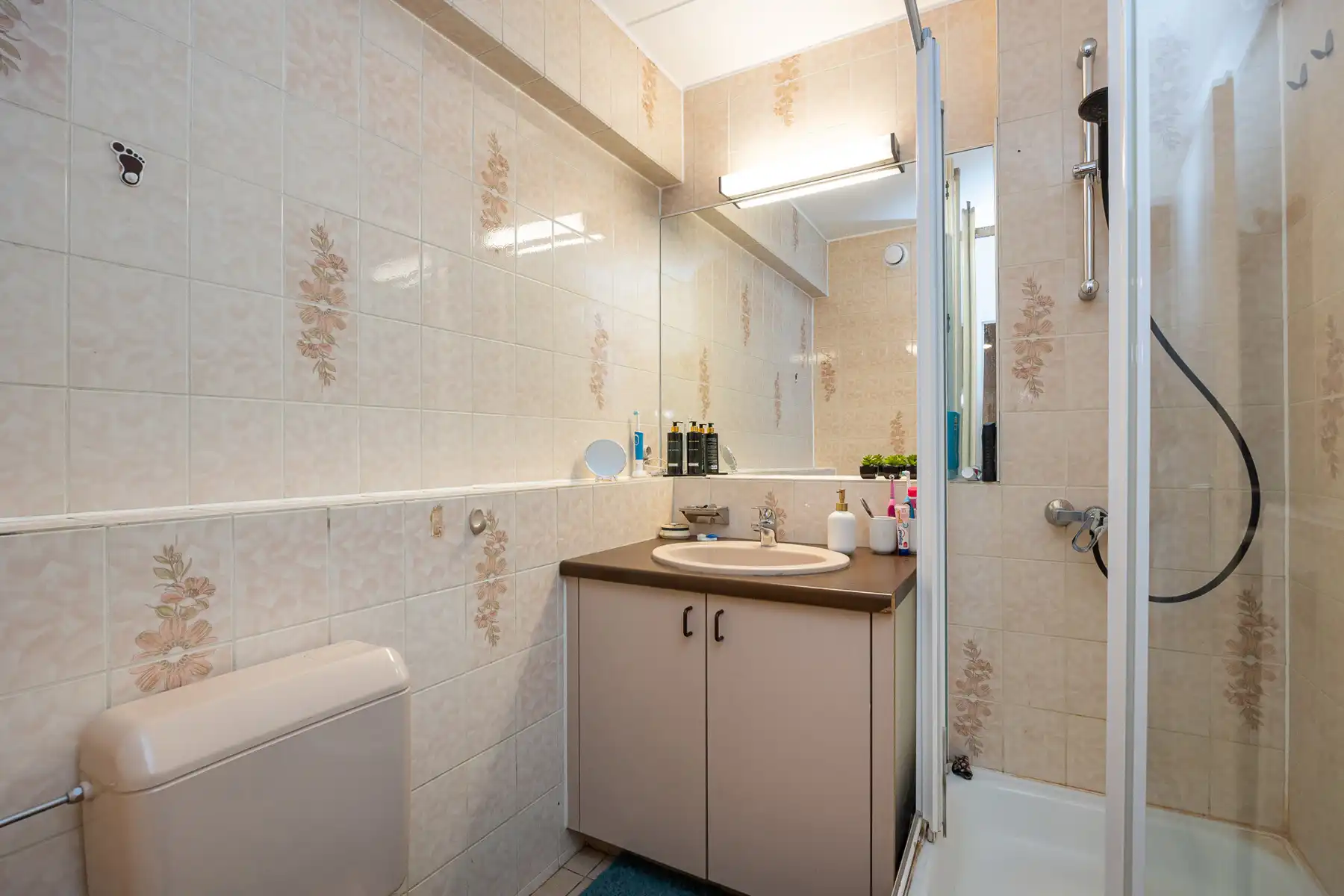 Zeer ruim appartement met 2 terrassen, 2 bergingen en garage foto 13