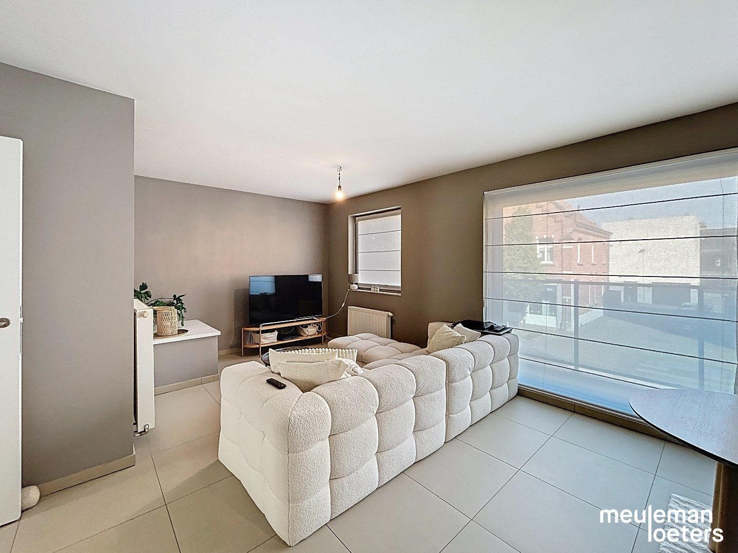 Ruim appartement met drie slaapkamers foto 4
