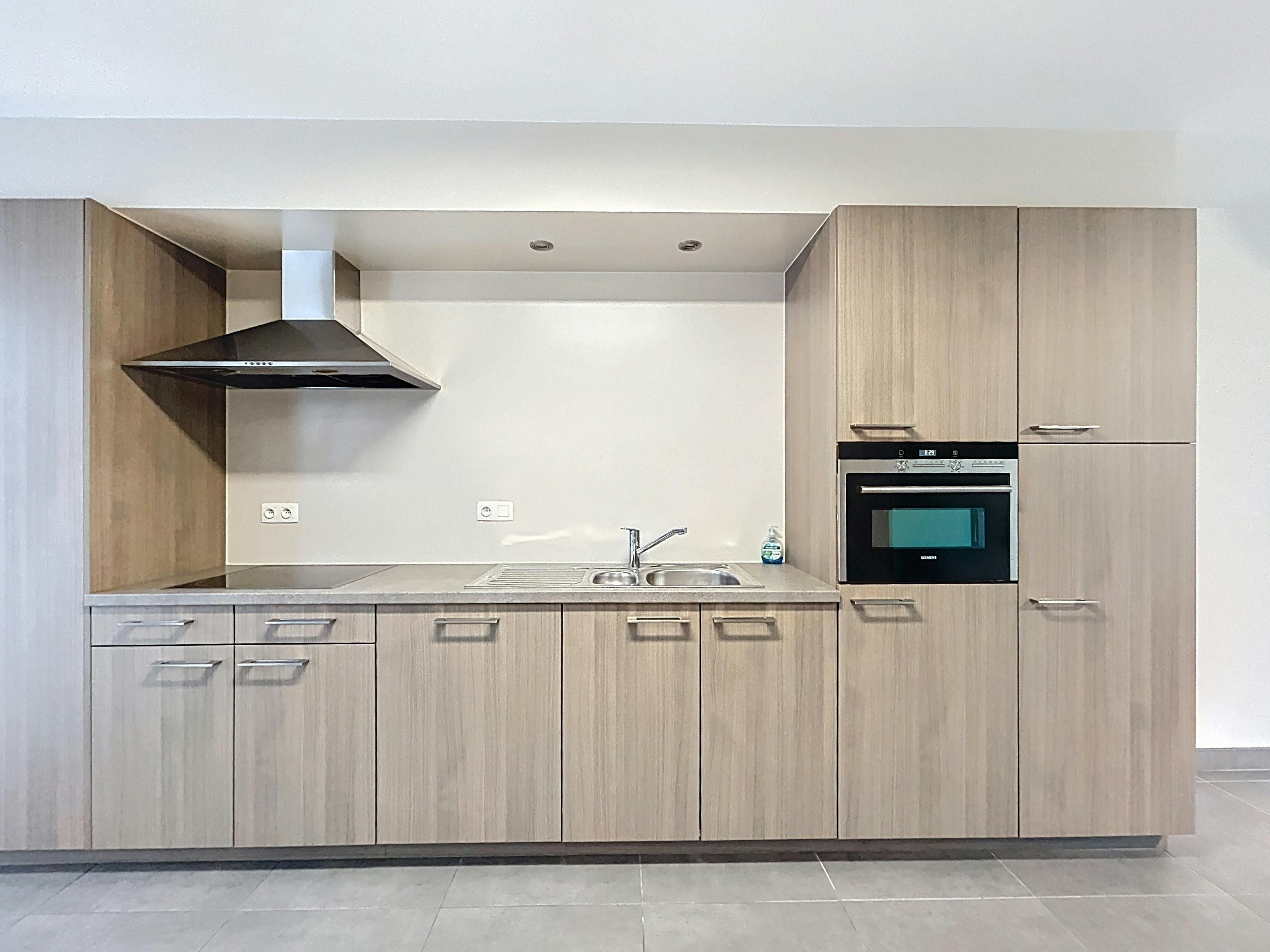 Half-open woning te huur in Heule foto 4