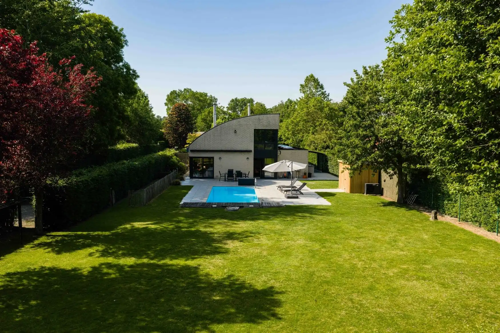 Villa met zwembad op ruim perceel in Deinze foto 11