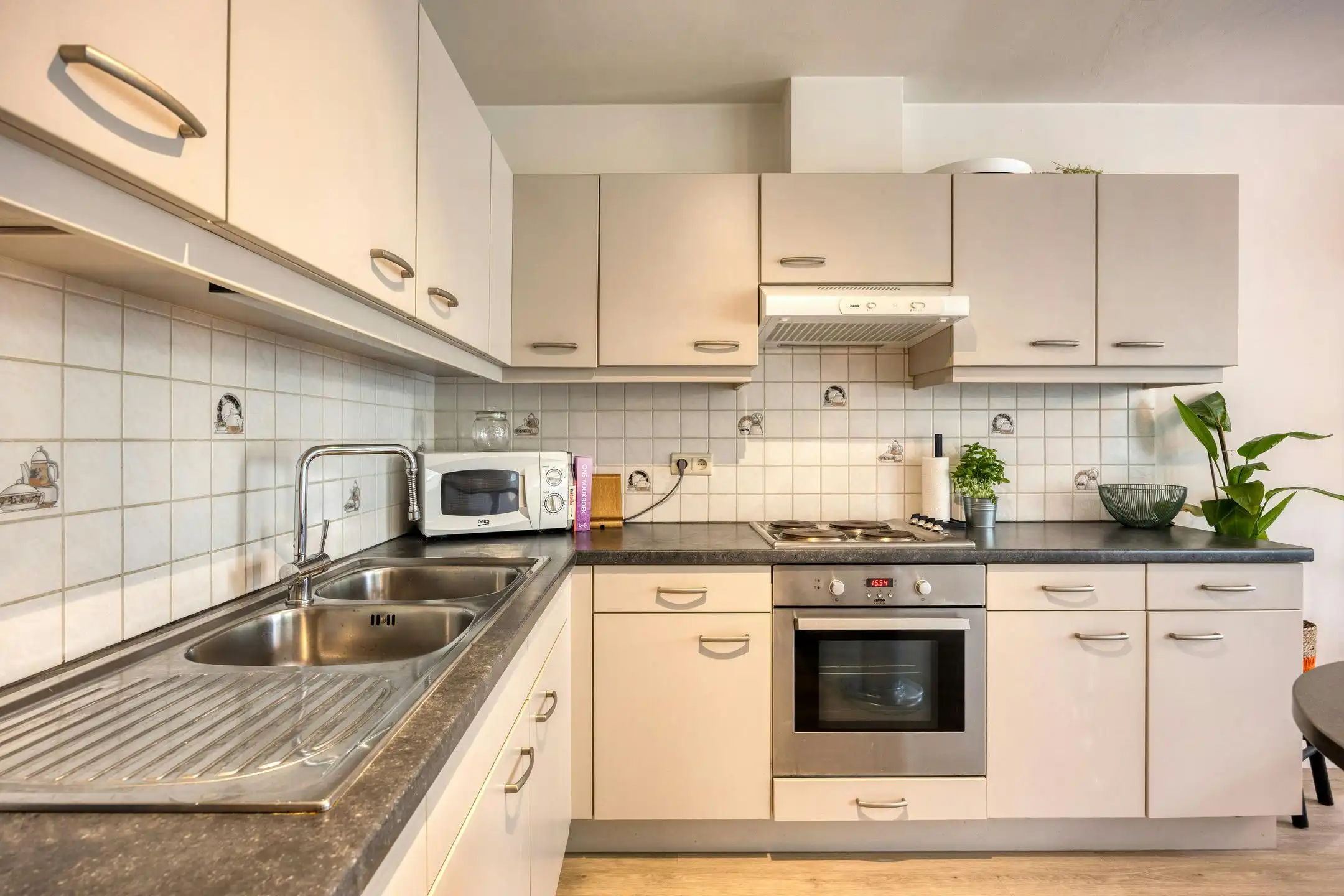 Instapklaar appartement met twee slaapkamers in Wuustwezel! foto 14