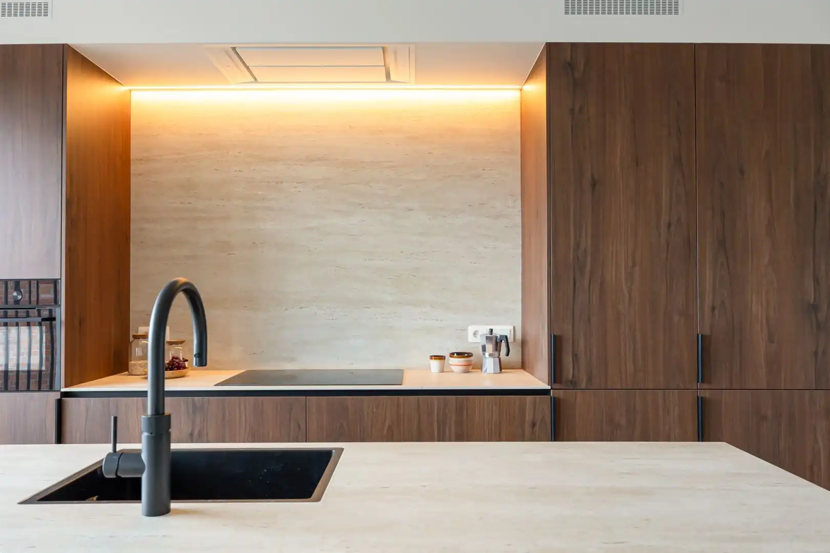 Volledige nieuw duplexappartement bovenop Art-Deco-gebouw foto 7