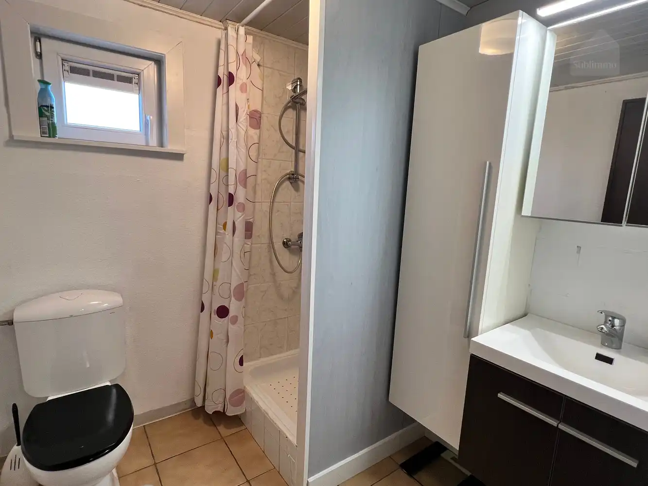 Halfopen woning op een perceel van 532 m² met ruime garage/werkplaats foto 9