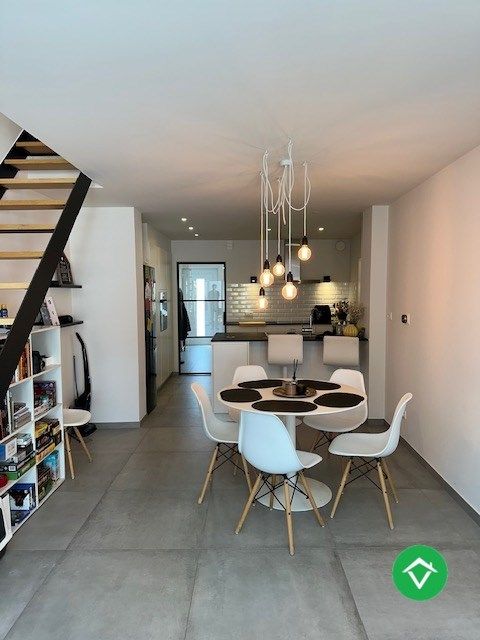 Instapklare woning met 2 slaapkamers en tuin te Eernegem foto 10