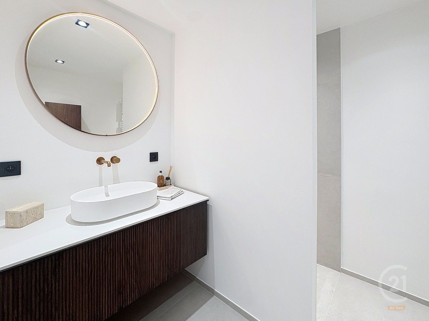 Instapklaar appartement op toplocatie – Zeedijk Westende foto 11