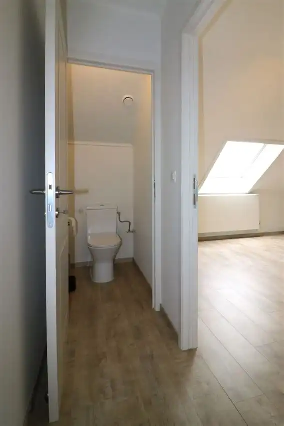 Winkelruimte en (huur)appartement met aparte ingang  foto 38