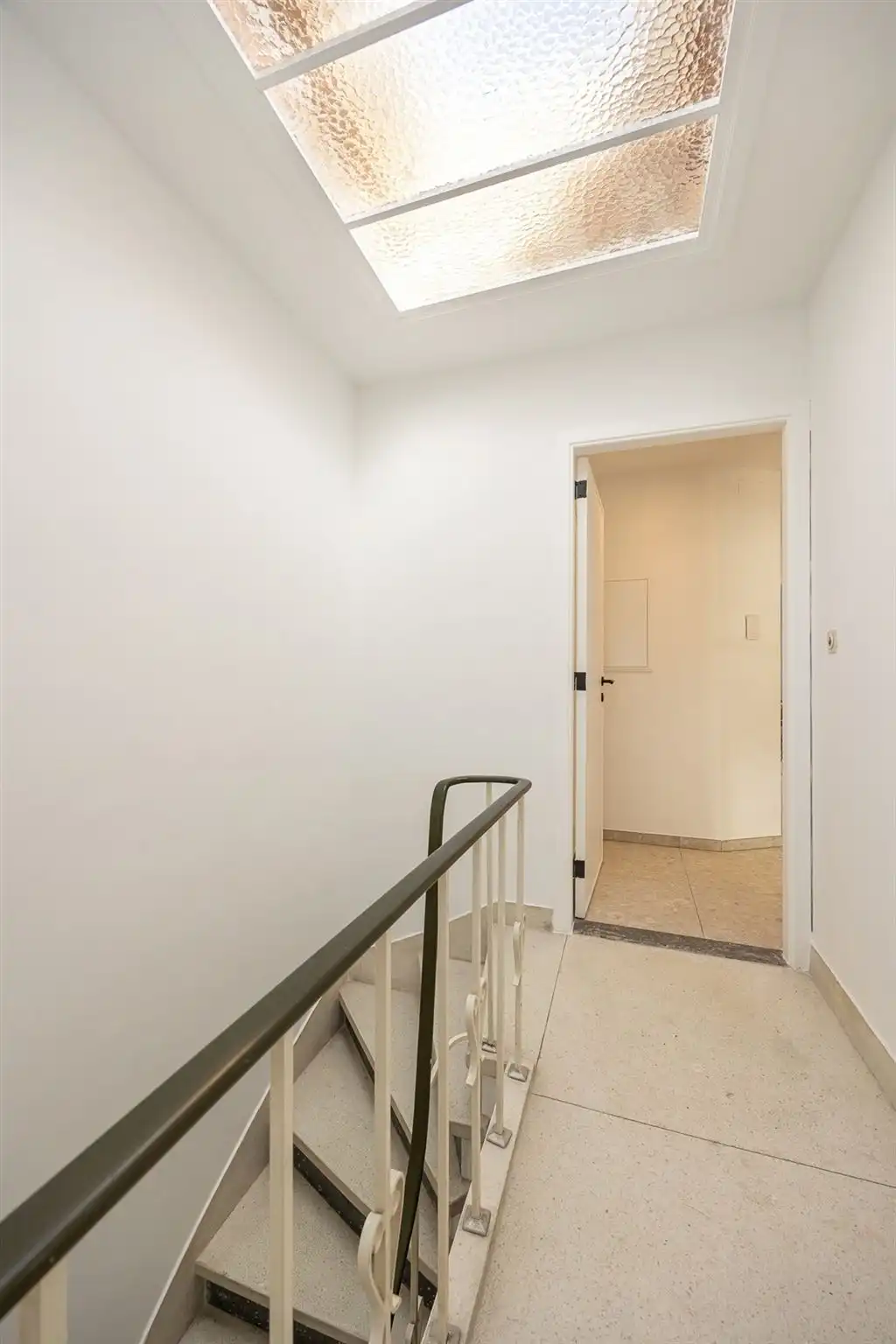 Volledig gerenoveerd appartement met terrasje foto 15