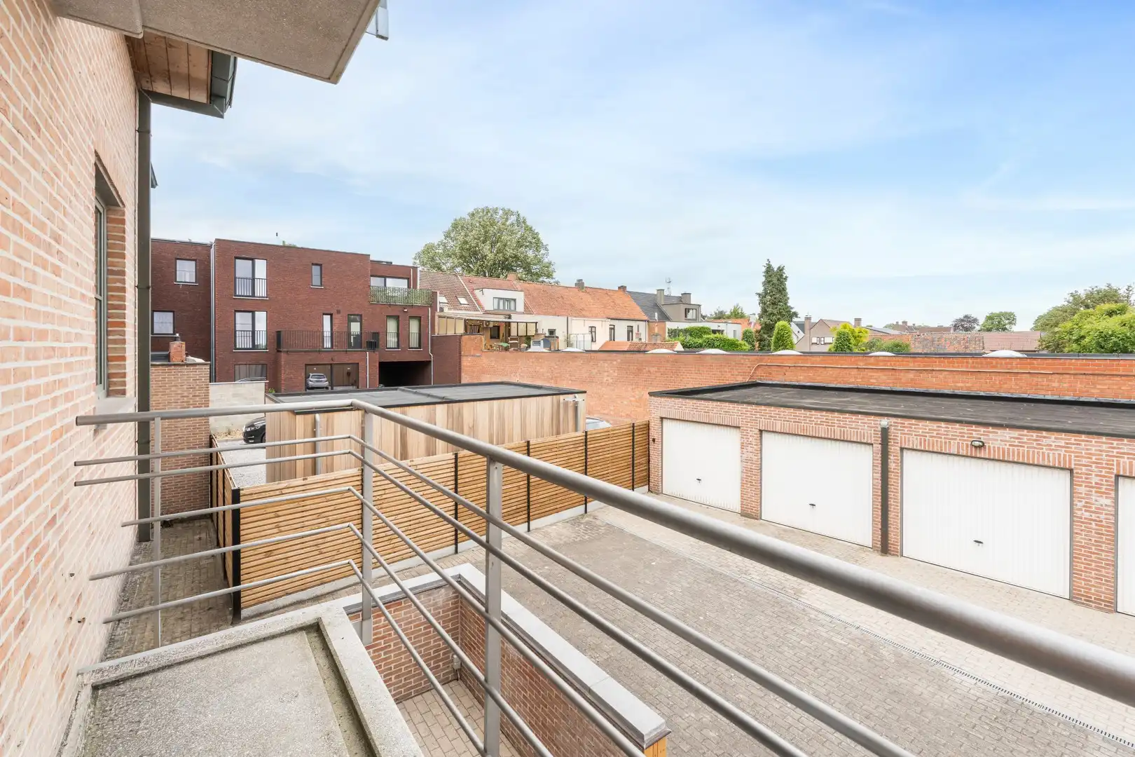 Lichtrijk 2 slaapkamer appartement op de eerste verdieping foto 15