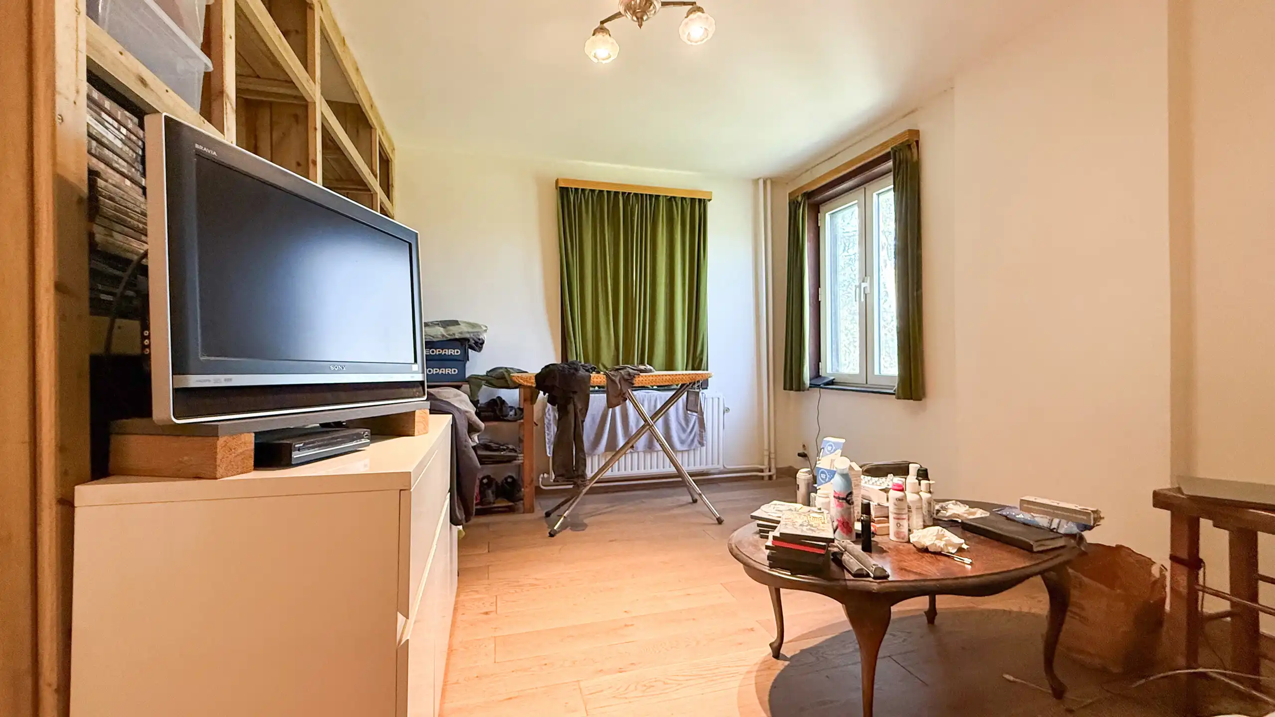 Te renoveren woning met 3 slpkms op ruim perceel van 8a58ca! foto 18