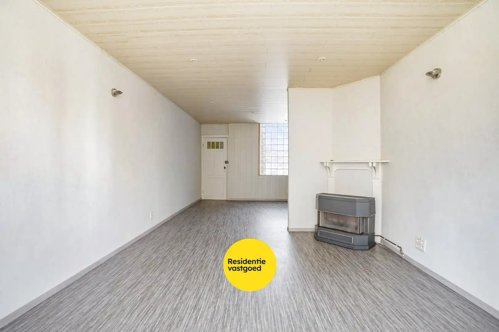 Goed gelegen gebouw op 117m² te De Panne bestaande uit een handelsruimte en woonst.  foto 11