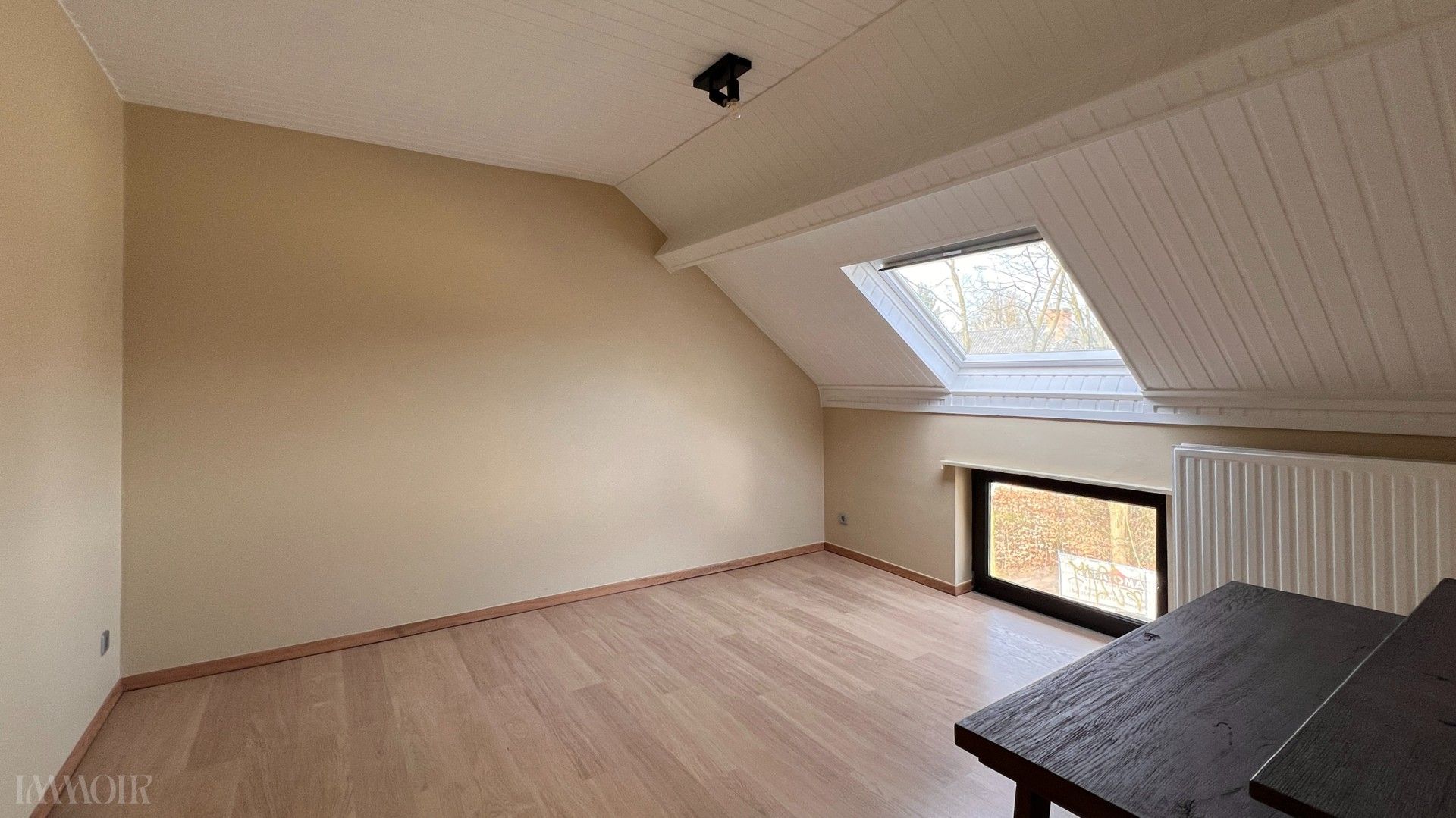 Ruim duplex appartement met terras in Brasschaat. foto 6