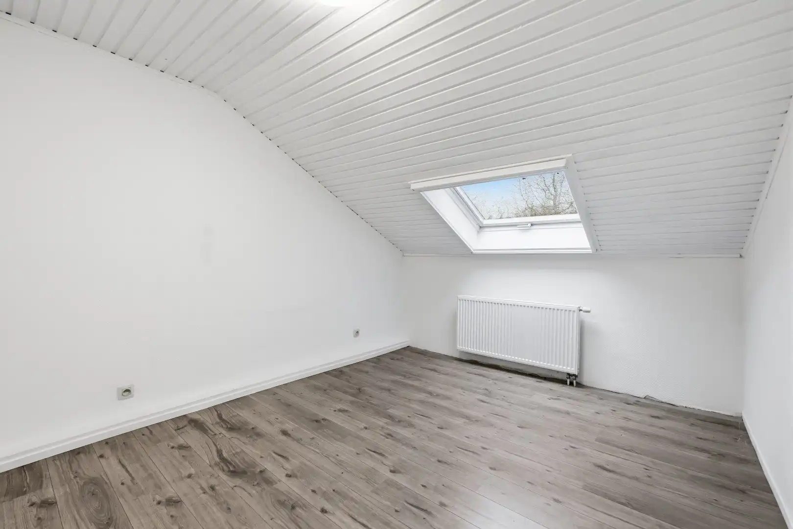 Alleenstaande woning met 4 slaapkamers in Merkem!  foto 14