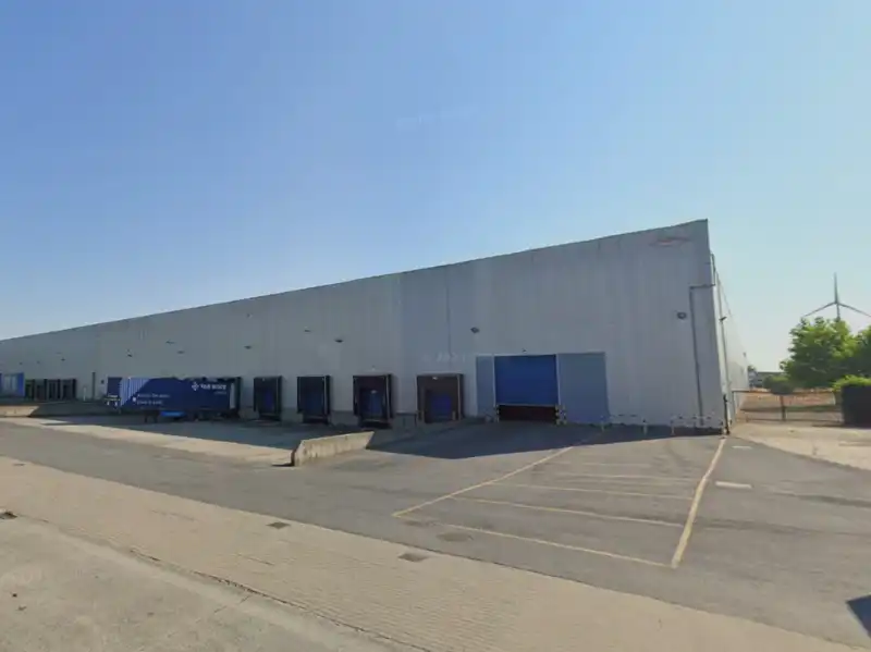 Distributiecentrum te huur foto 4