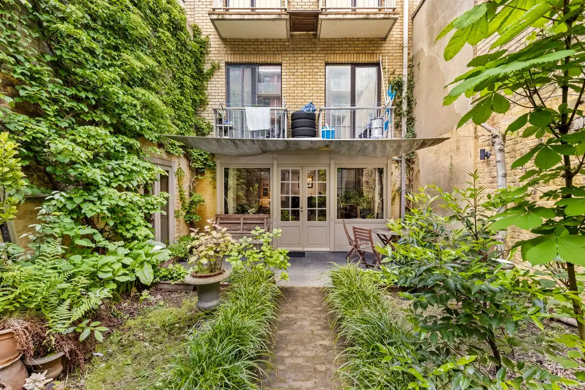 APPARTEMENT + STUDIO + HANDELSPAND te ZEEBRUGGE foto {{pictureIndex}}