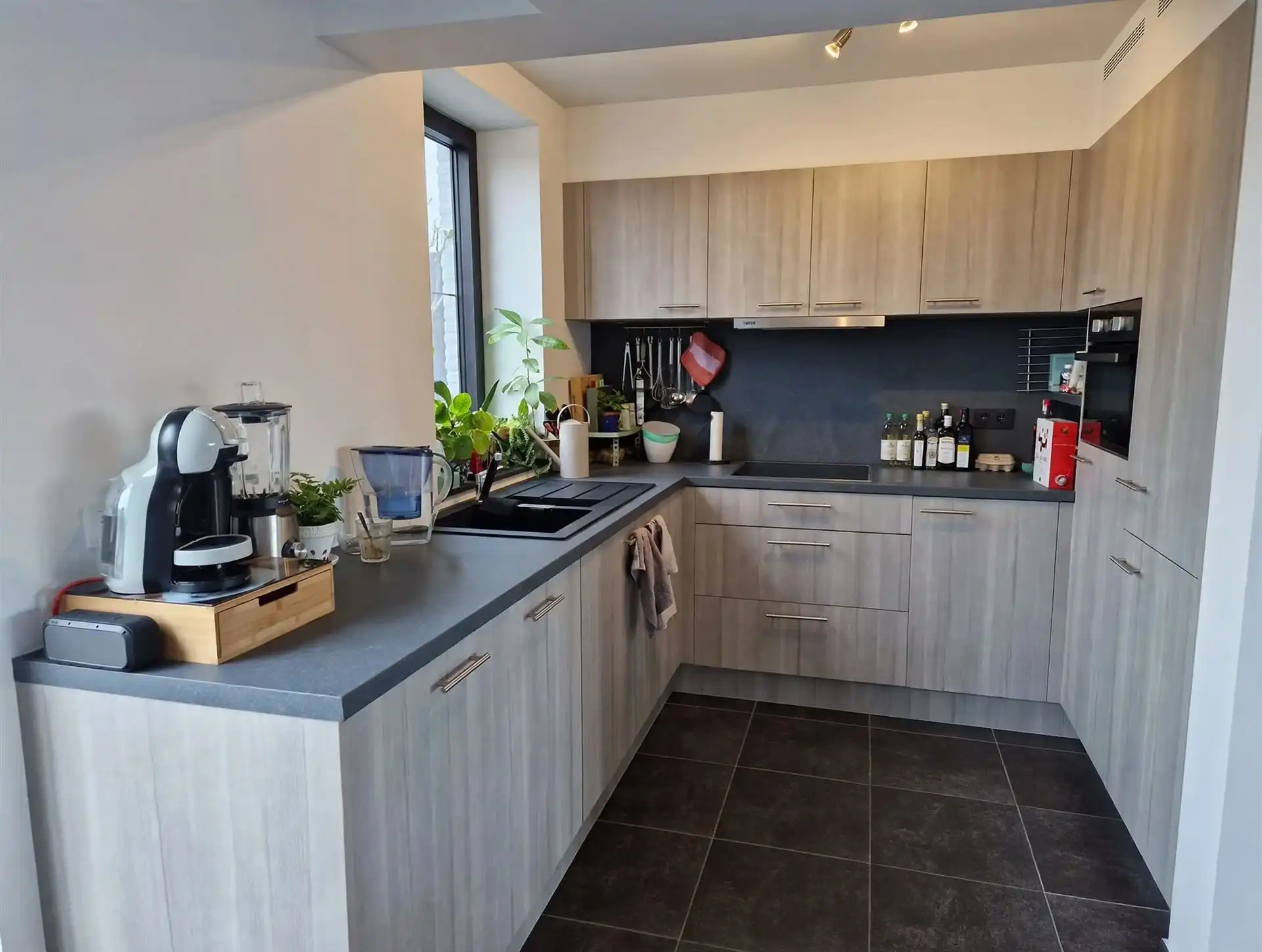 Recent Duplex App 133m², 3 Slpk, Ruim Terras 20m² (Z), Staanplaats foto 4