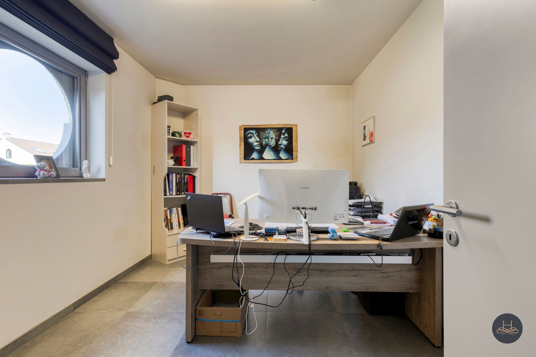 Ruime en recente woning met zwembad foto 13