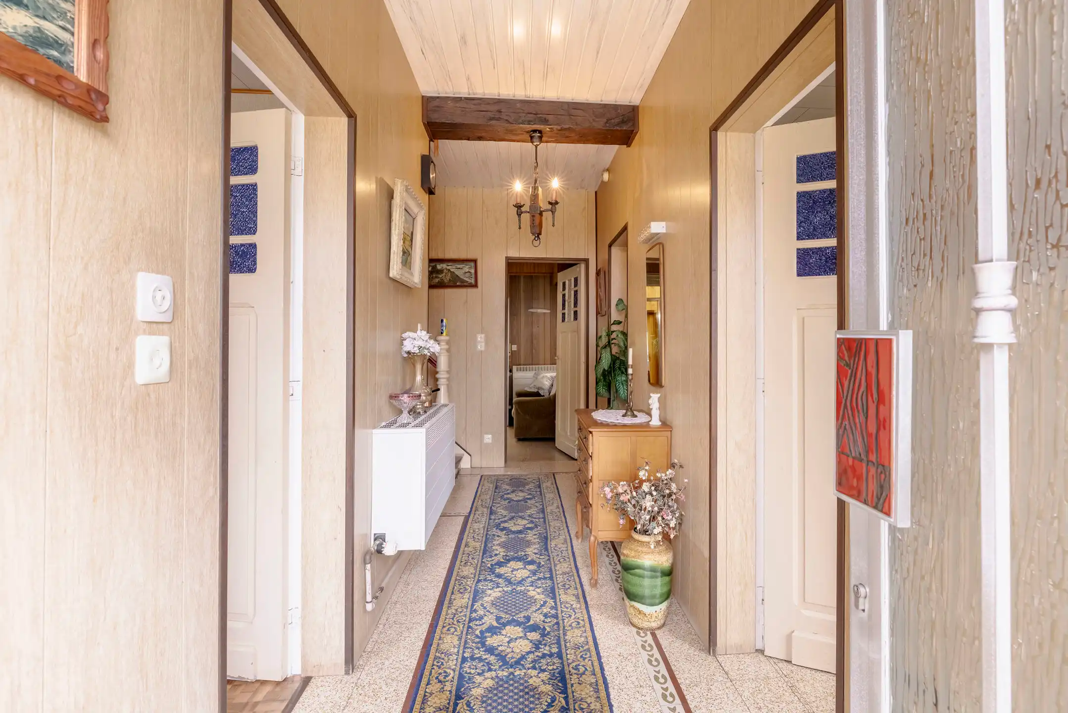 Karaktervolle woning met 3-4 slpk foto 3