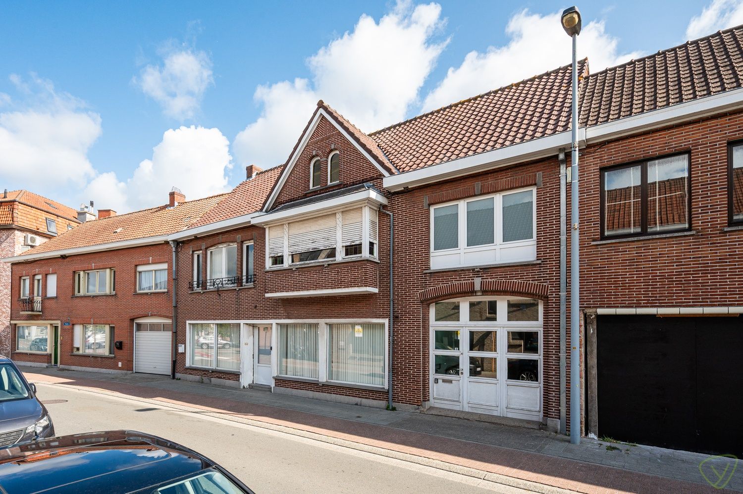 Woning met winkelruimte te koop in het centrum van Ursel foto 26