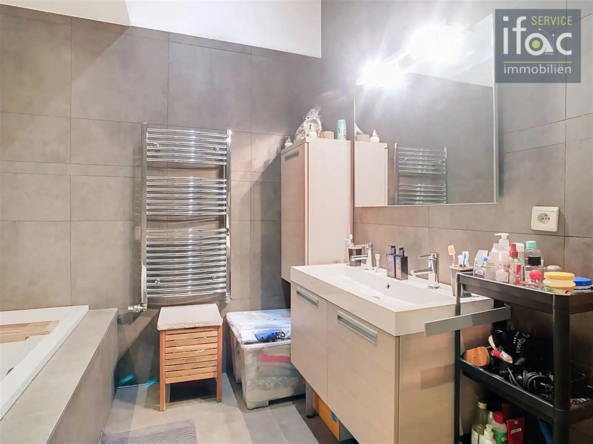 Appartement 2 slpks, 2 badkrs & garagebox foto 17