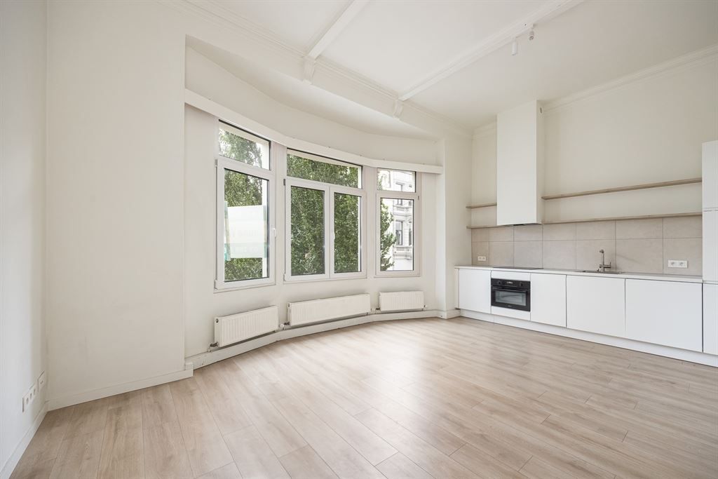 Lichtrijk appartement op het bruisende Zuid foto 2
