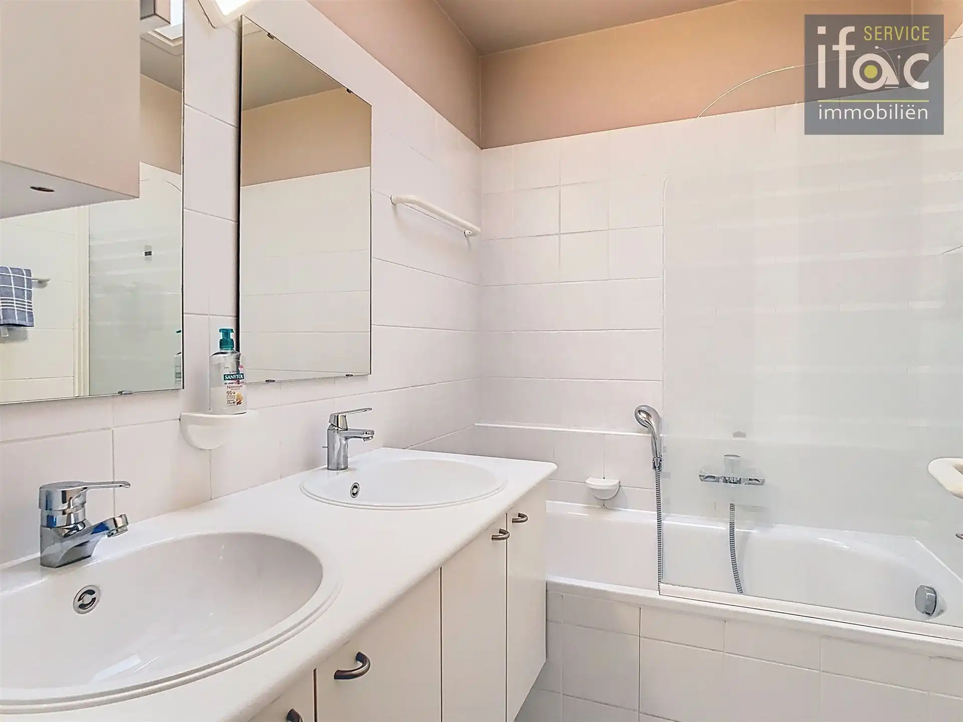 Penthouse met 2 slpk, kelder, parkeerplaats, garagebox! foto 15