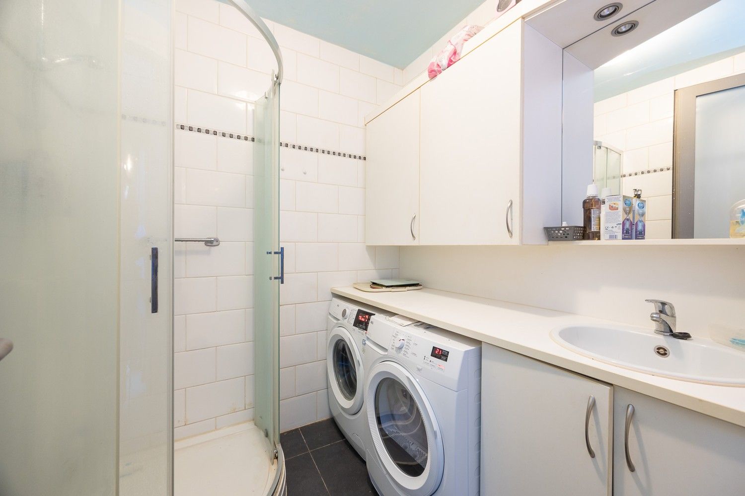 Gelijkvloers appartement– met koertje en praktische indeling foto 8