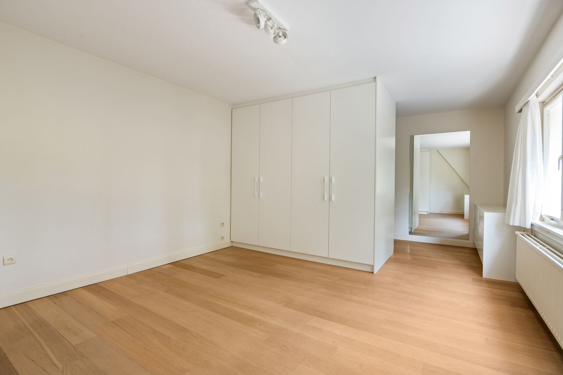 Ruime klassieke villa met zuid-tuin op toplocatie ! foto 17