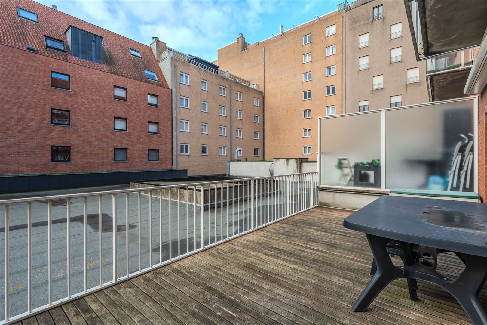 appartement met zonnig terras foto 9