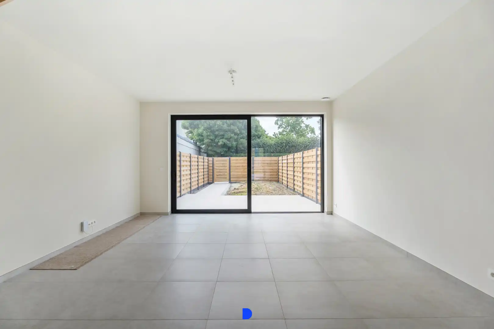 Prachtige nieuwbouwwoning in het centrum van Oostnieuwkerke foto 7