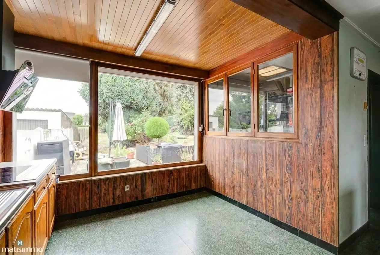 RUIME GEZINSWONING MET 3 SLAAPKAMERS EN EEN RIANTE TUIN OP EEN PERCEEL VAN 1.411 M² NABIJ HET CENTRUM VAN TONGEREN foto 18